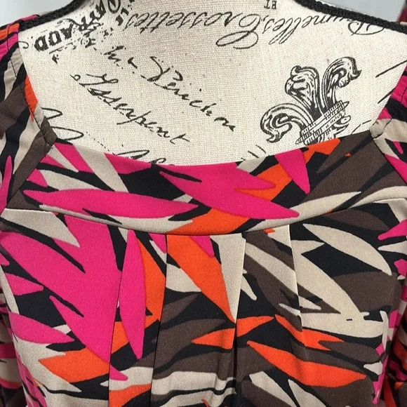 Worthington Black and Red Graphic 3/4 Sleeve Blouse XL. B234 - Picture 3 of 6